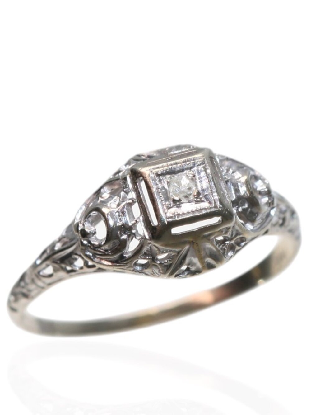 1920s 14K White Gold Filigree Ring Illusion Head Old Cut Style Size 5.75